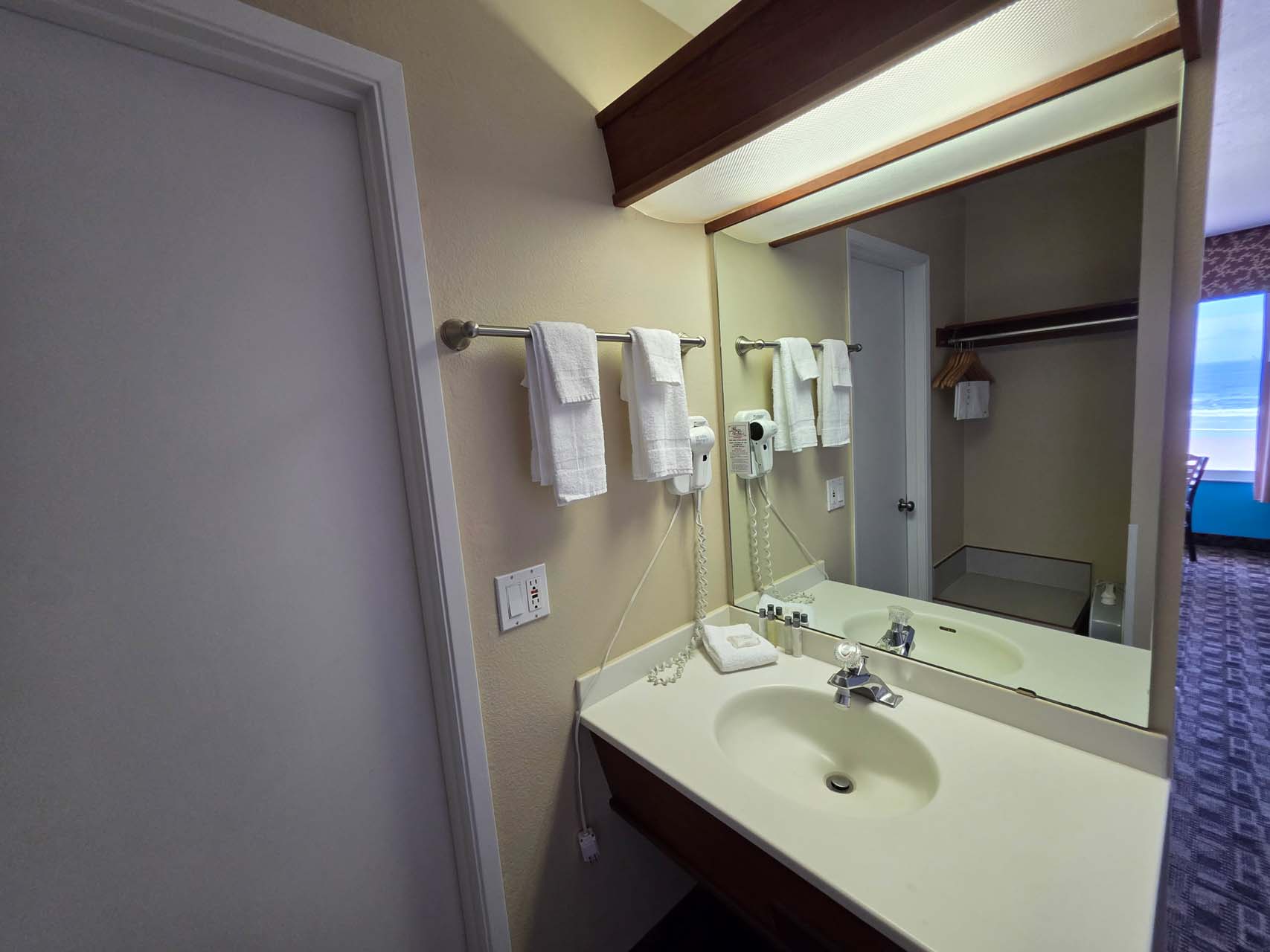 Guest bathroom with one sink